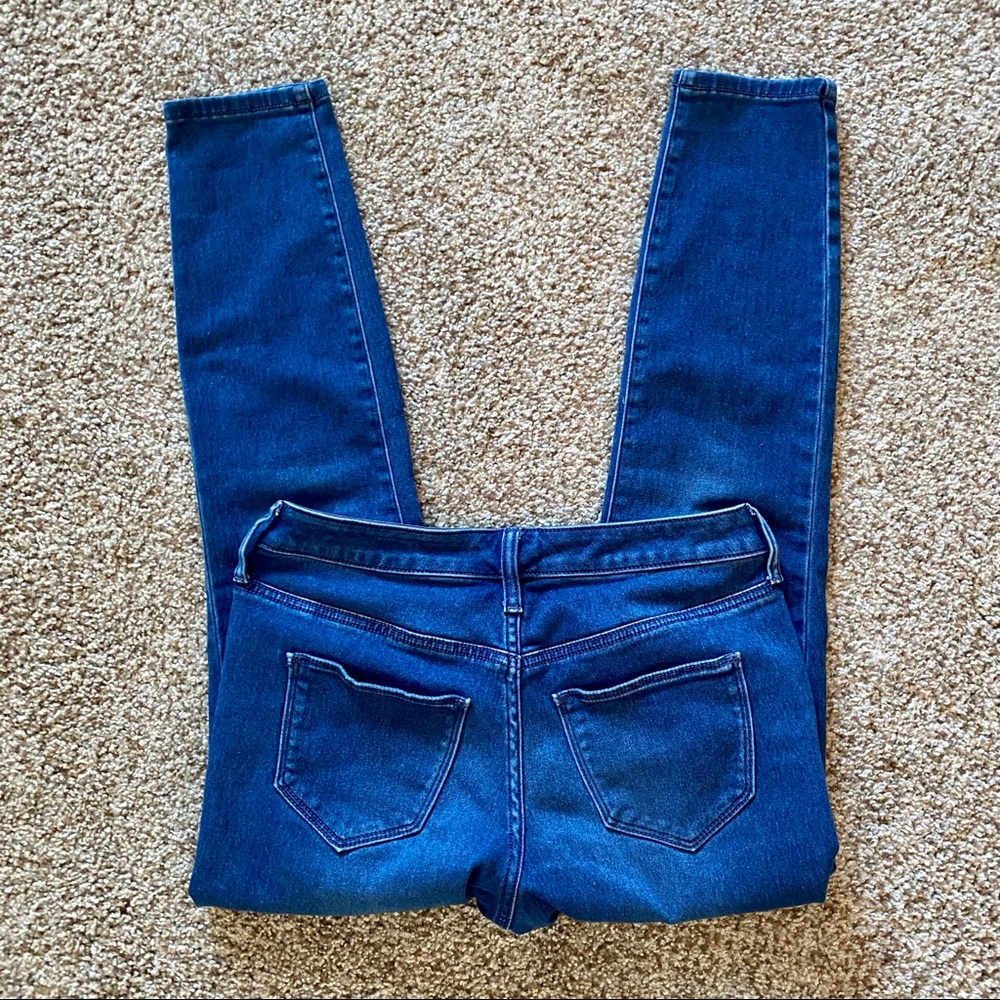Universal Thread Jeans - Picture 9 of 9
